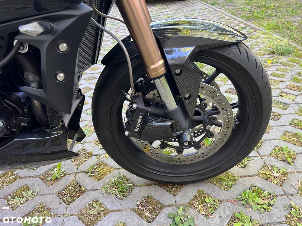 Triumph Speed Triple - 12