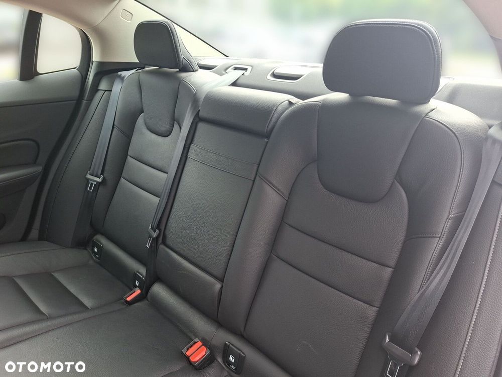 Volvo S60 T4 Inscription - 17