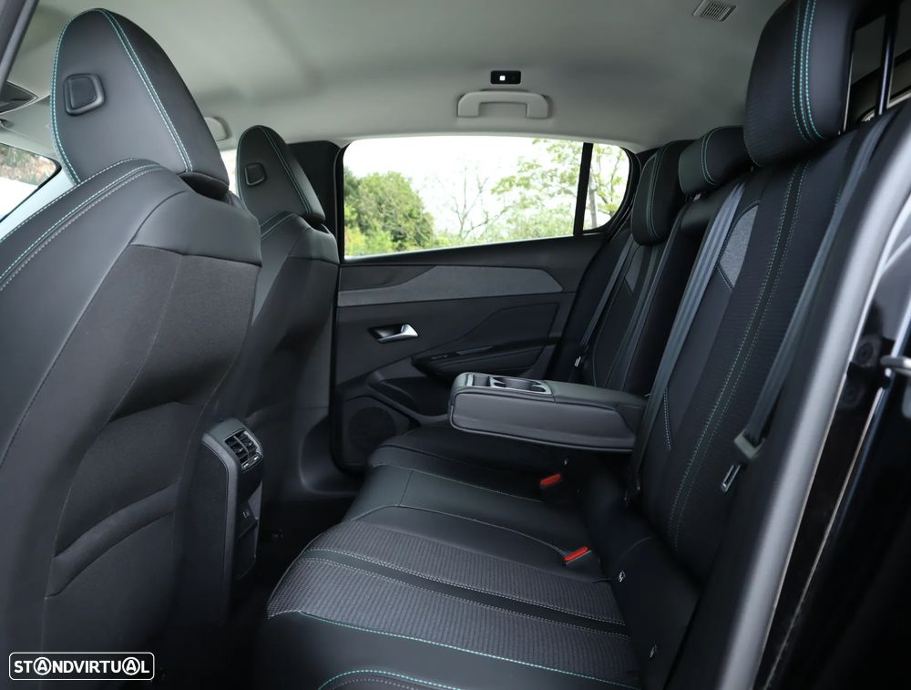 Peugeot e-308 156 Allure - 24