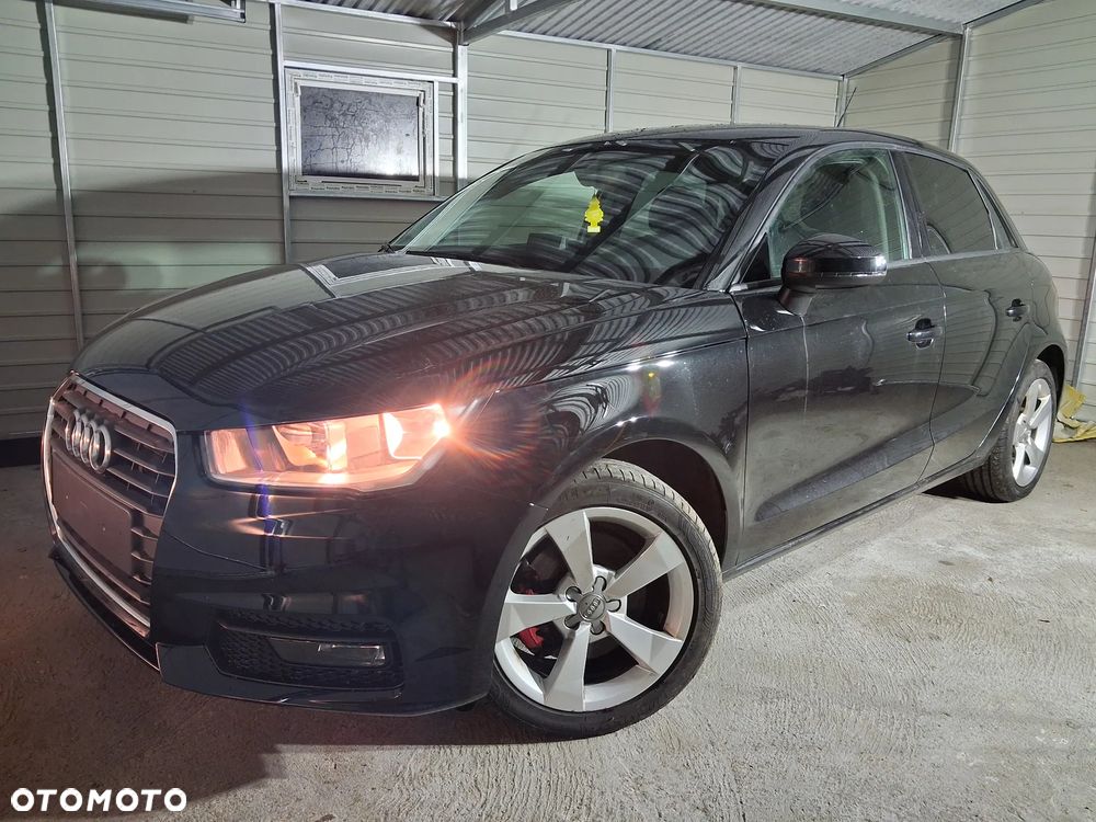 Audi A1 Sportback 1.4 TFSI Design S tronic - 1