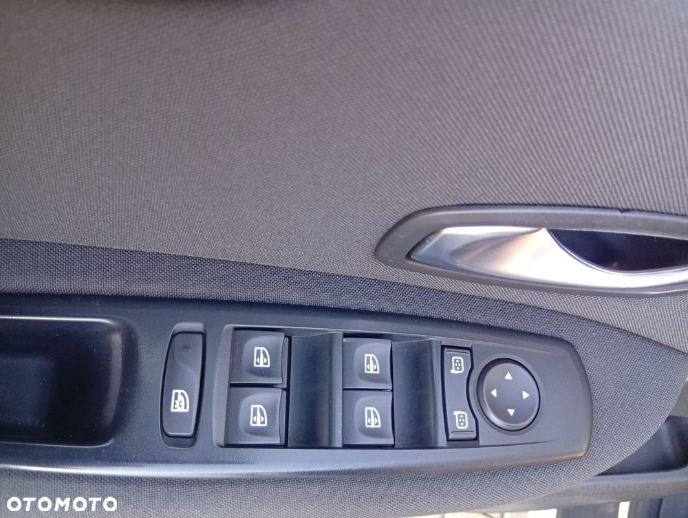 Renault Scenic 1.9 dCi Confort Expression - 29