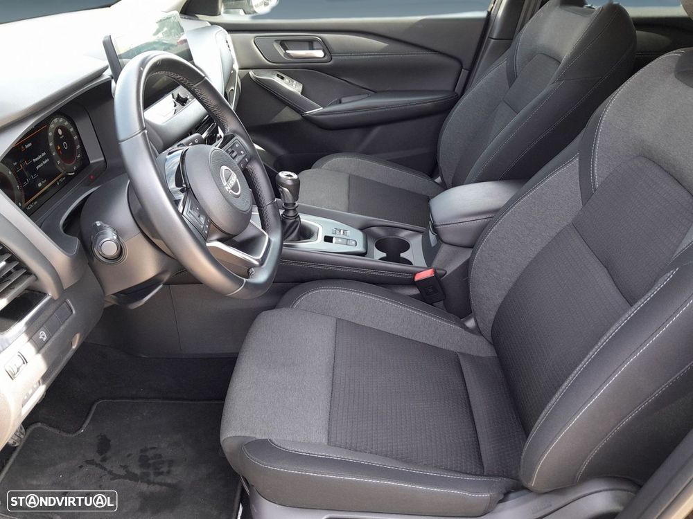 Nissan Qashqai 1.3 DIG-T N-Connecta LED - 11