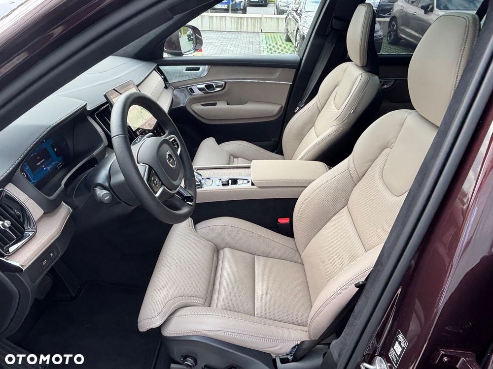 Volvo XC 90 T8 AWD Plug-In Hybrid Ultra Bright 7os - 11