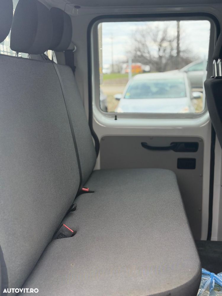Volkswagen Transporter DOKA 6 Locuri - 10