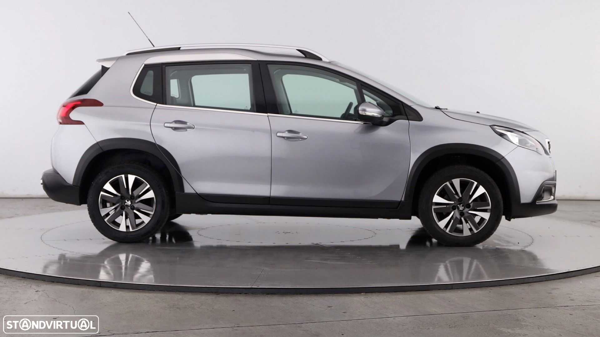 Peugeot 2008 1.2 PureTech Allure EAT6 - 9