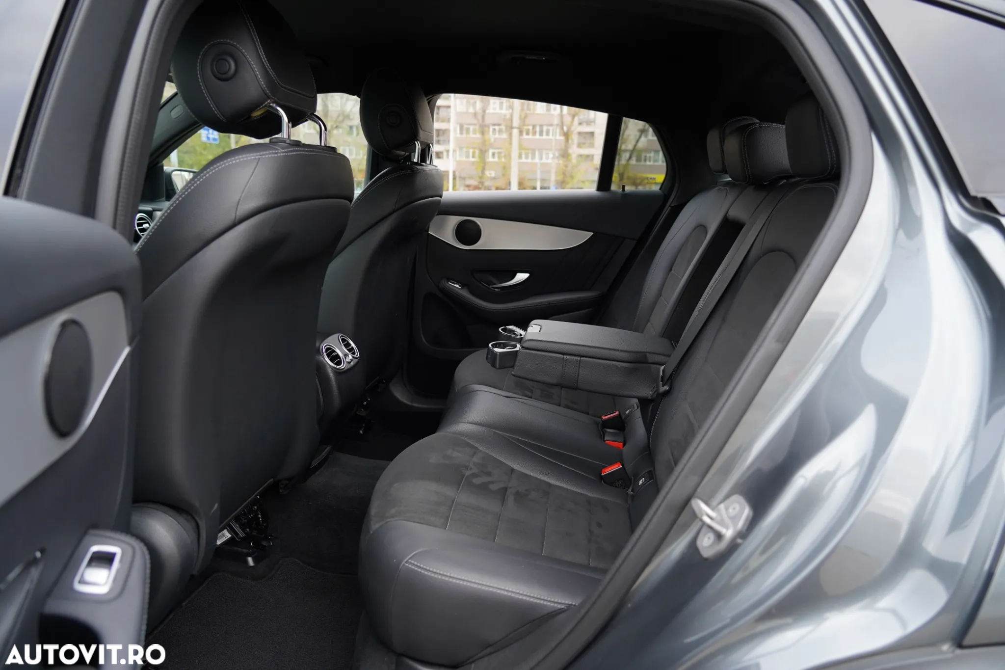 Mercedes-Benz GLC Coupe 220 d 4Matic 9G-TRONIC AMG Line - 10