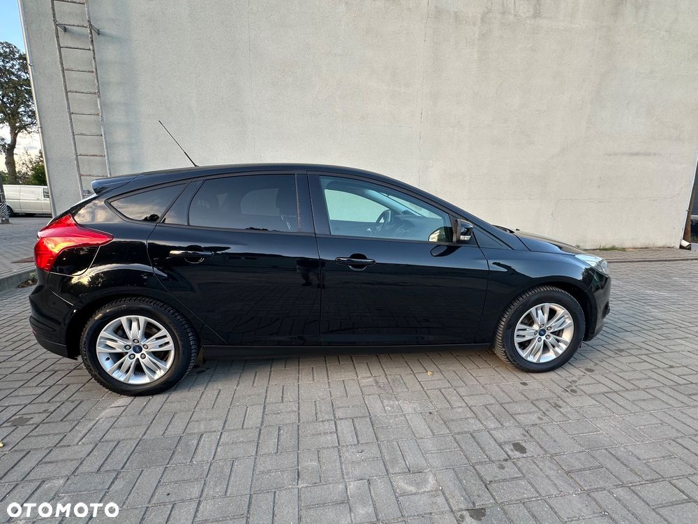 Ford Focus 1.6 Trend Sport - 4