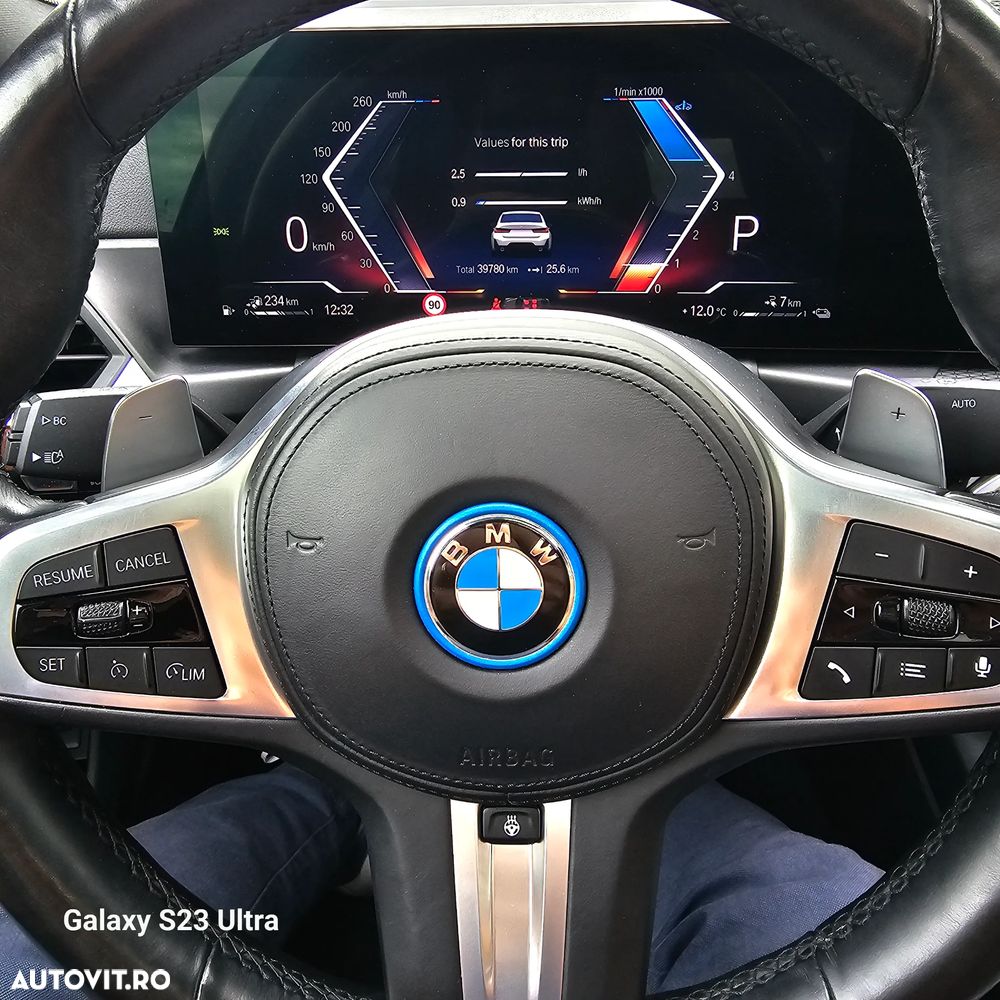 BMW Seria 3 330e xDrive AT PHEV - 35