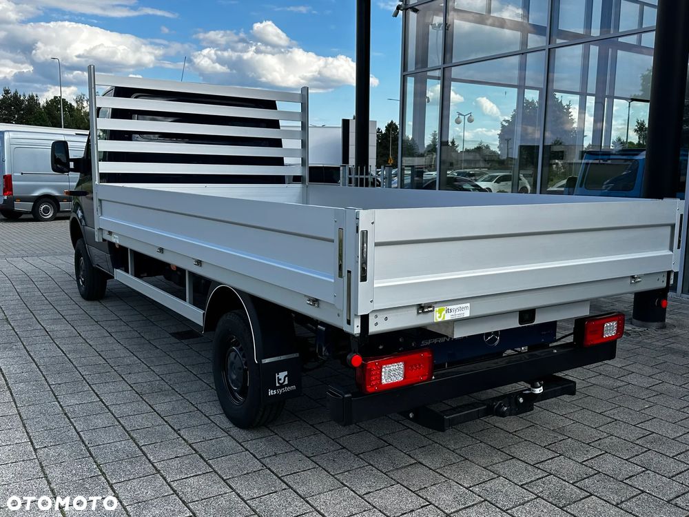Mercedes-Benz Sprinter - 9