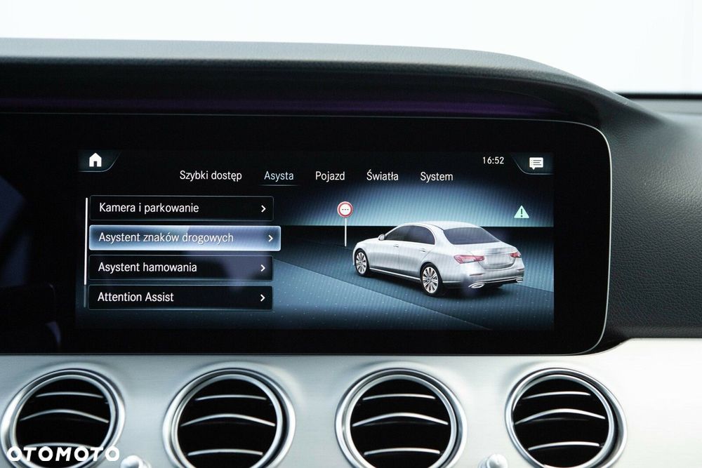 Mercedes-Benz Klasa E 220 d 4-Matic AMG/Avantgarde - 32