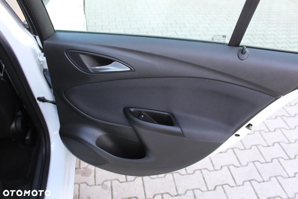 Opel Astra 1.4 Turbo Ultimate - 19