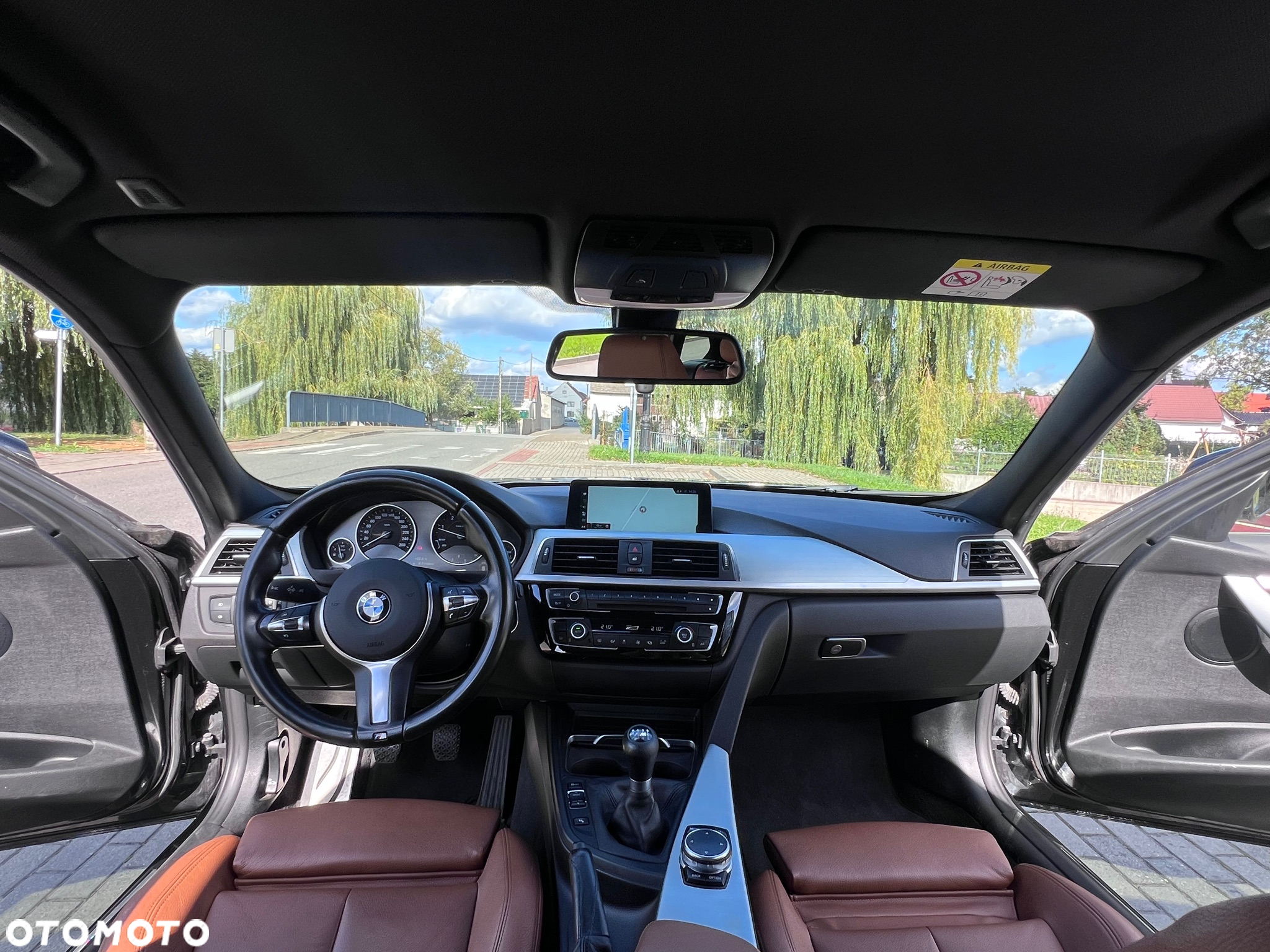 BMW Seria 3 320d xDrive M Sport - 10