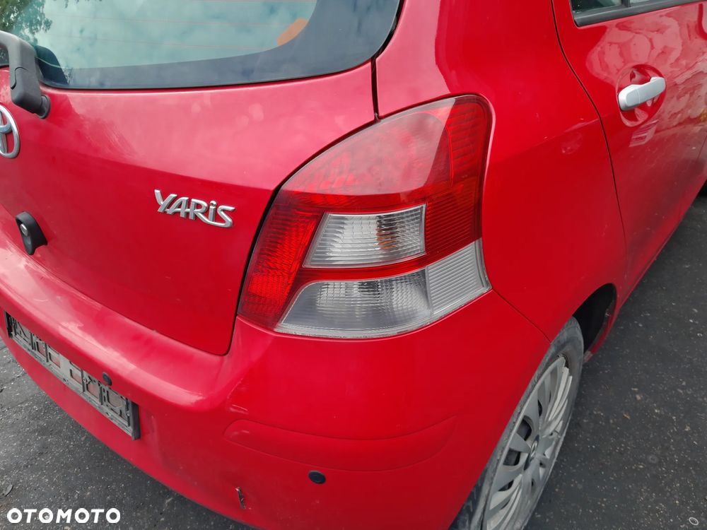 Lampa tylna prawa TOYOTA Yaris II lift 5D 09-11r. - 2