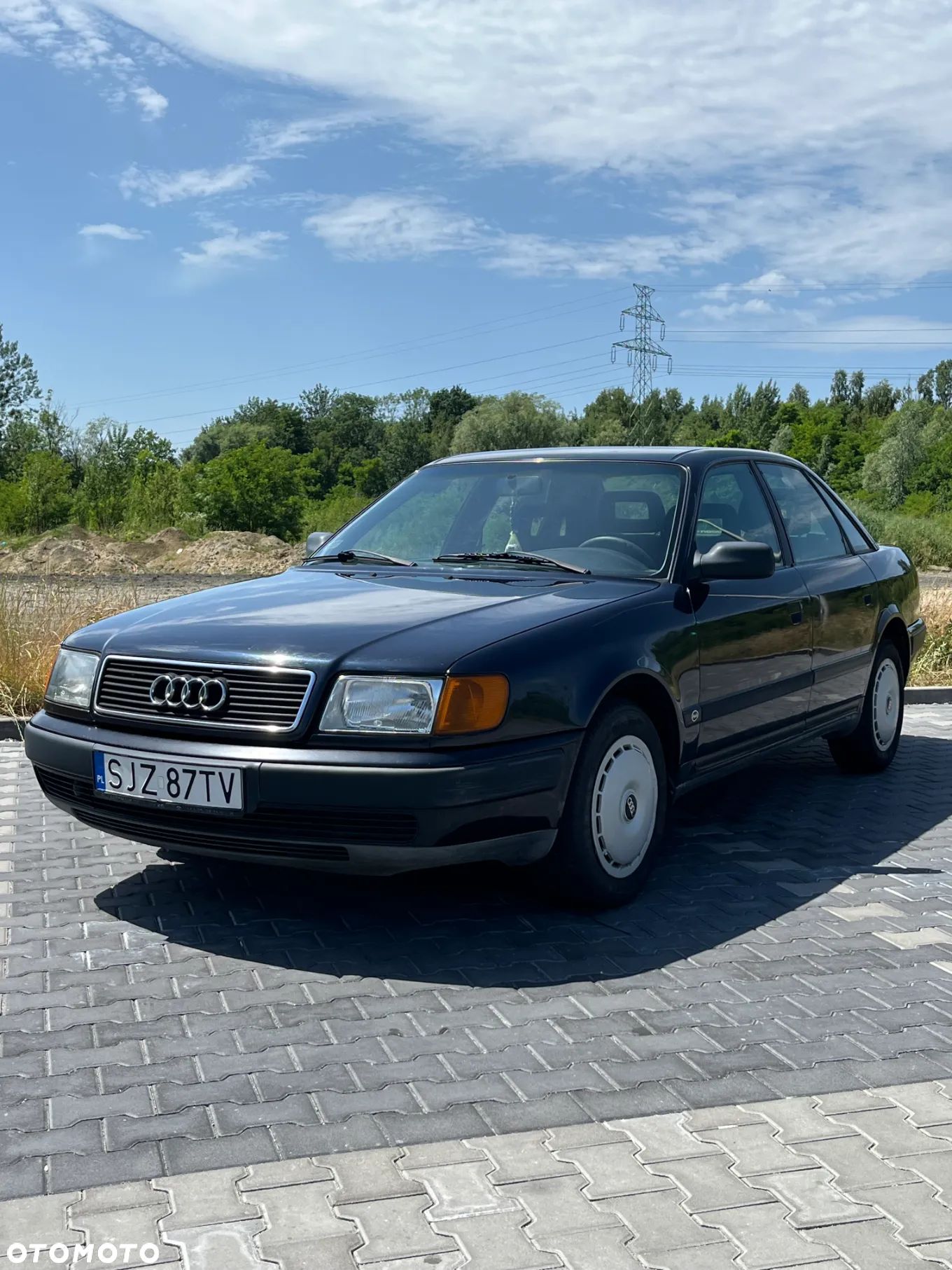 Audi 100 - 1