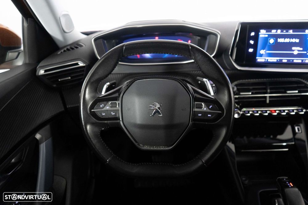 Peugeot 2008 1.2 PureTech Allure EAT8 - 30