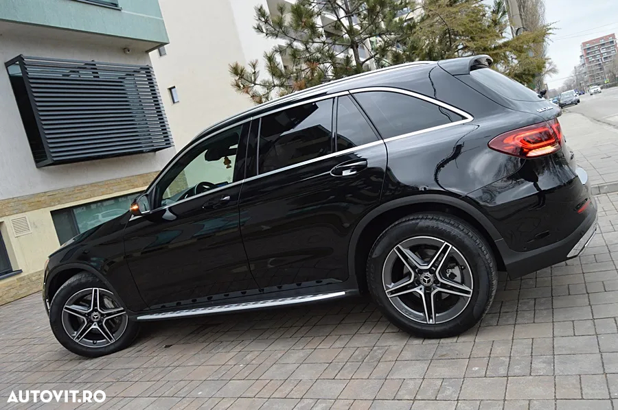 Mercedes-Benz GLC - 27