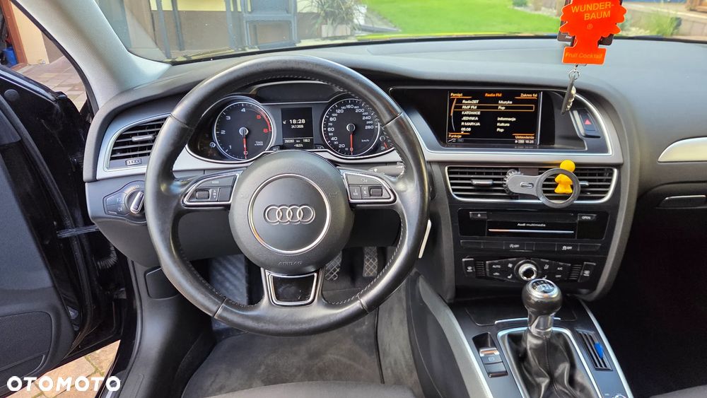 Audi A4 Avant 2.0 TDI - 16