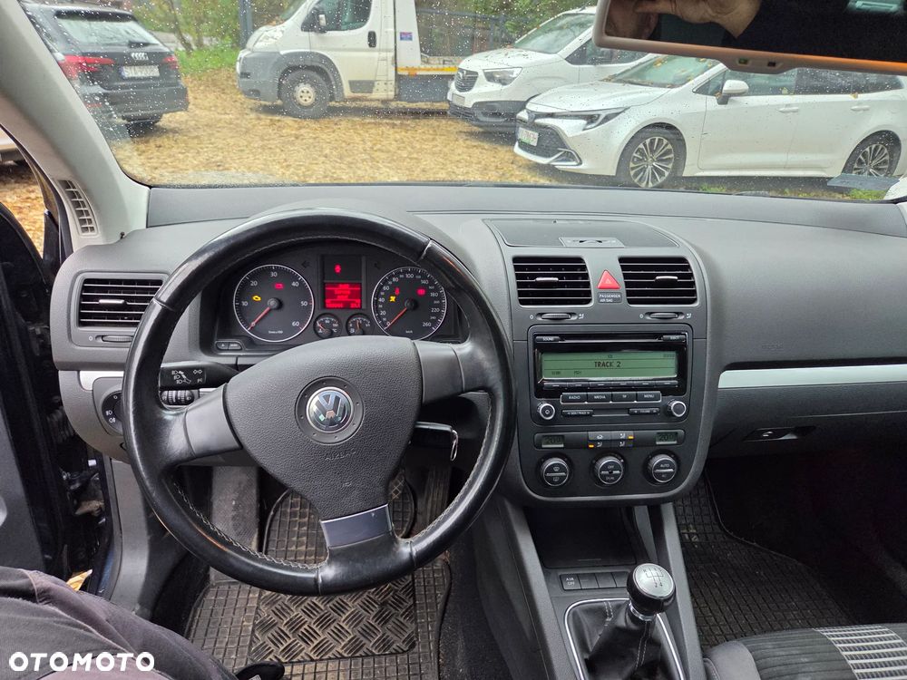 Volkswagen Golf 1.9 TDI Comfortline - 7