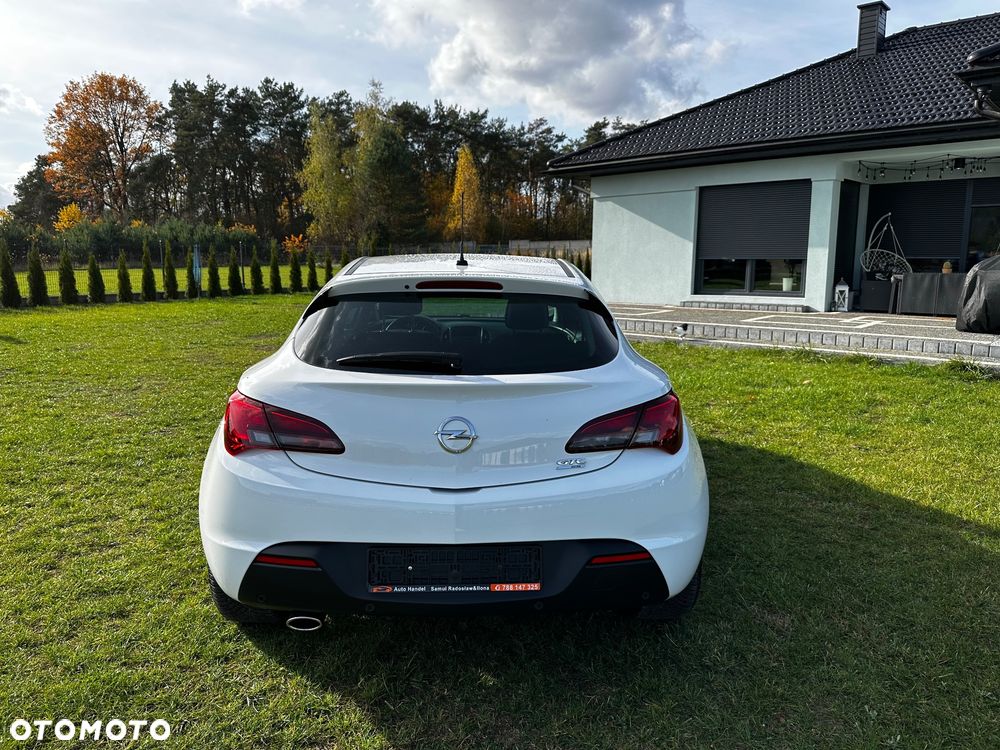 Opel Astra IV GTC 1.6 T Active - 5