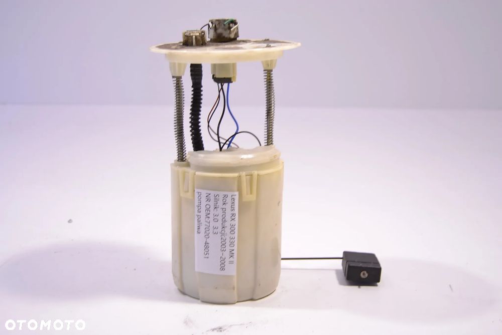 Pompa paliwa LEXUS RX 300 330 MK2 - 2