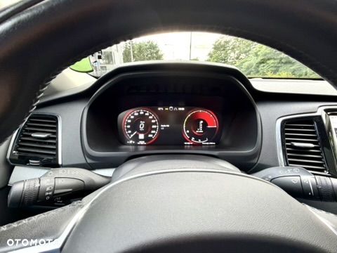 Volvo XC 90 T5 AWD Geartronic Momentum Pro - 20
