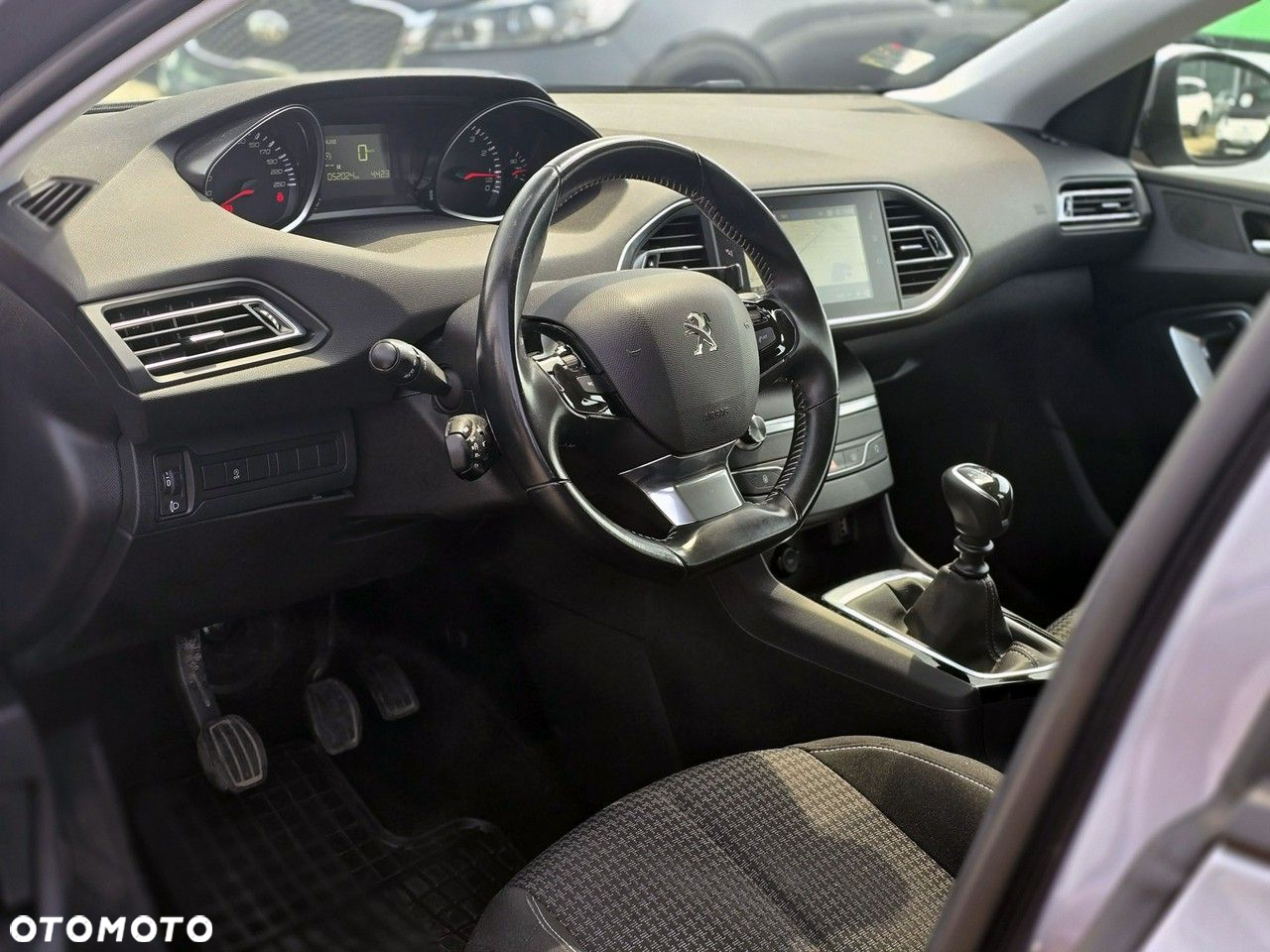 Peugeot 308 - 16