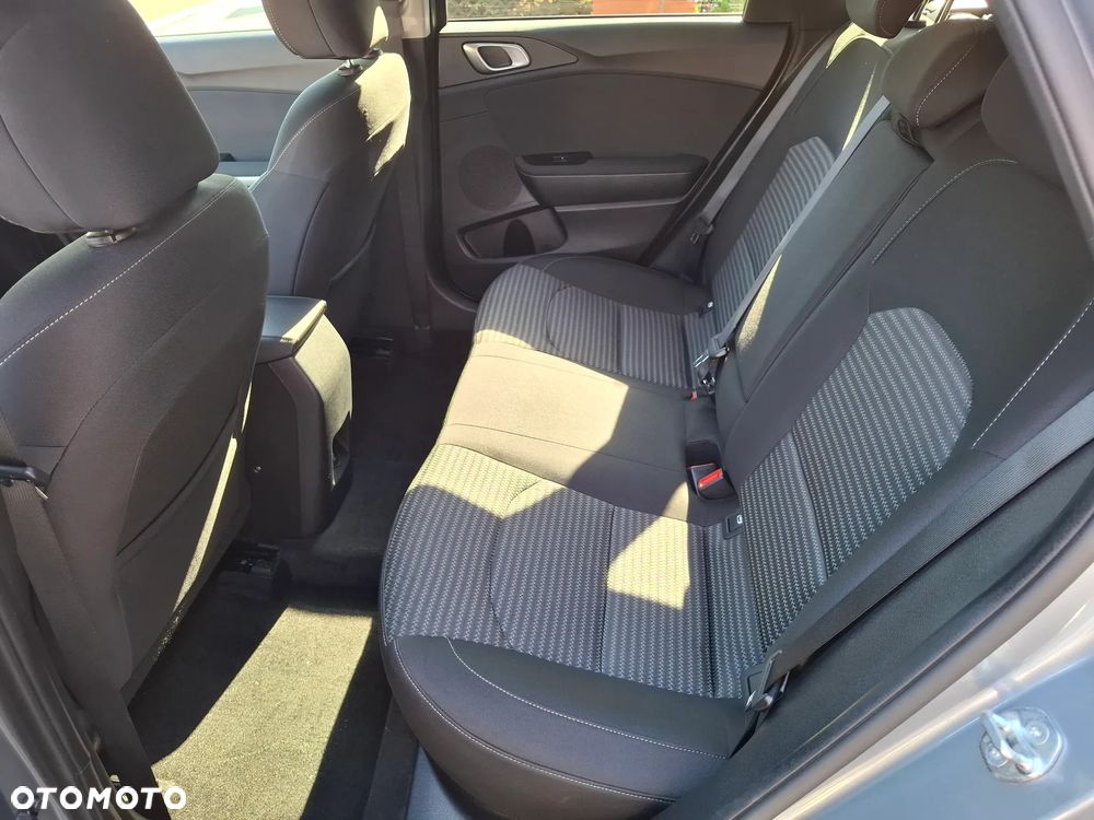 Kia Ceed 1.5 T-GDI M DCT - 30