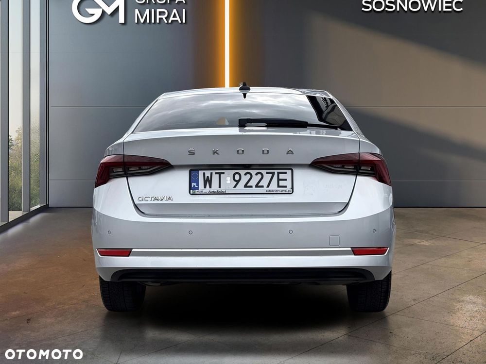 Skoda Octavia 1.5 TSI ACT Ambition - 4