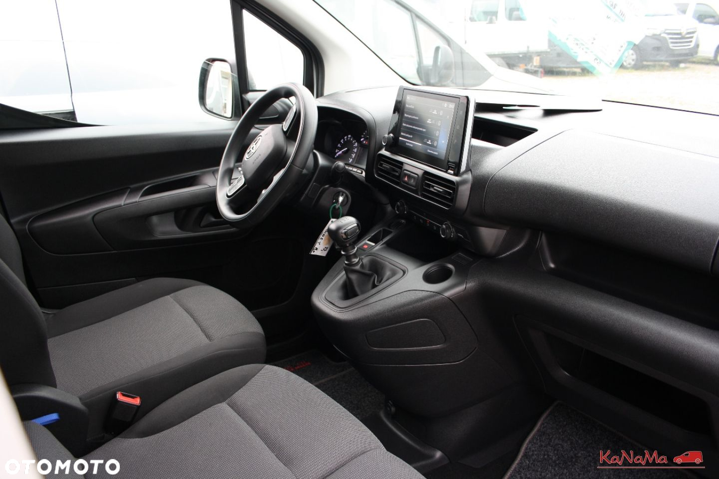 Toyota Proace City - 22