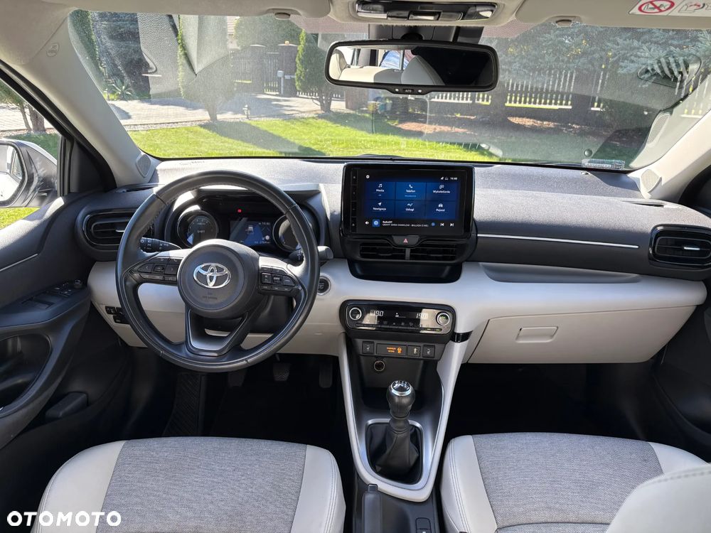 Toyota Yaris 1.5 Executive - 8