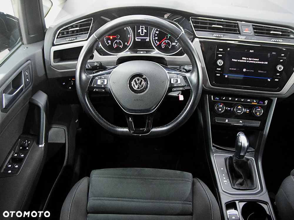 Volkswagen Touran 2.0 TDI SCR DSG Comfortline - 21