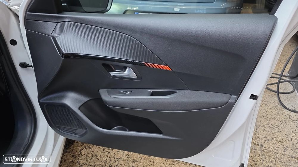 Peugeot e-208 50 kWh Active Pack - 17
