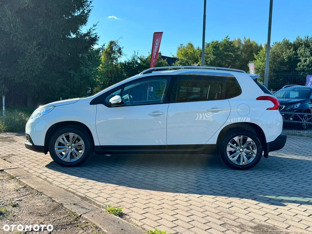 Peugeot 2008 1.6 e-HDi Style S&S - 14