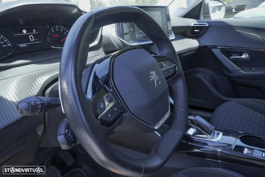 Peugeot 2008 1.2 PureTech Active Pack EAT8 - 9