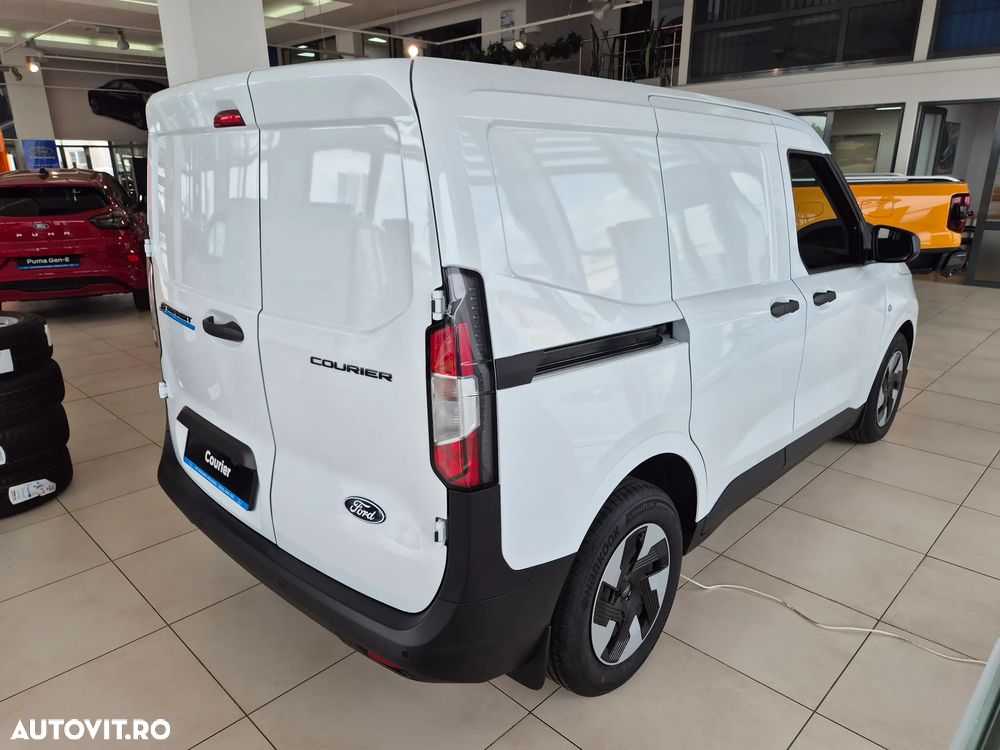Ford Transit Courier Electric - 4