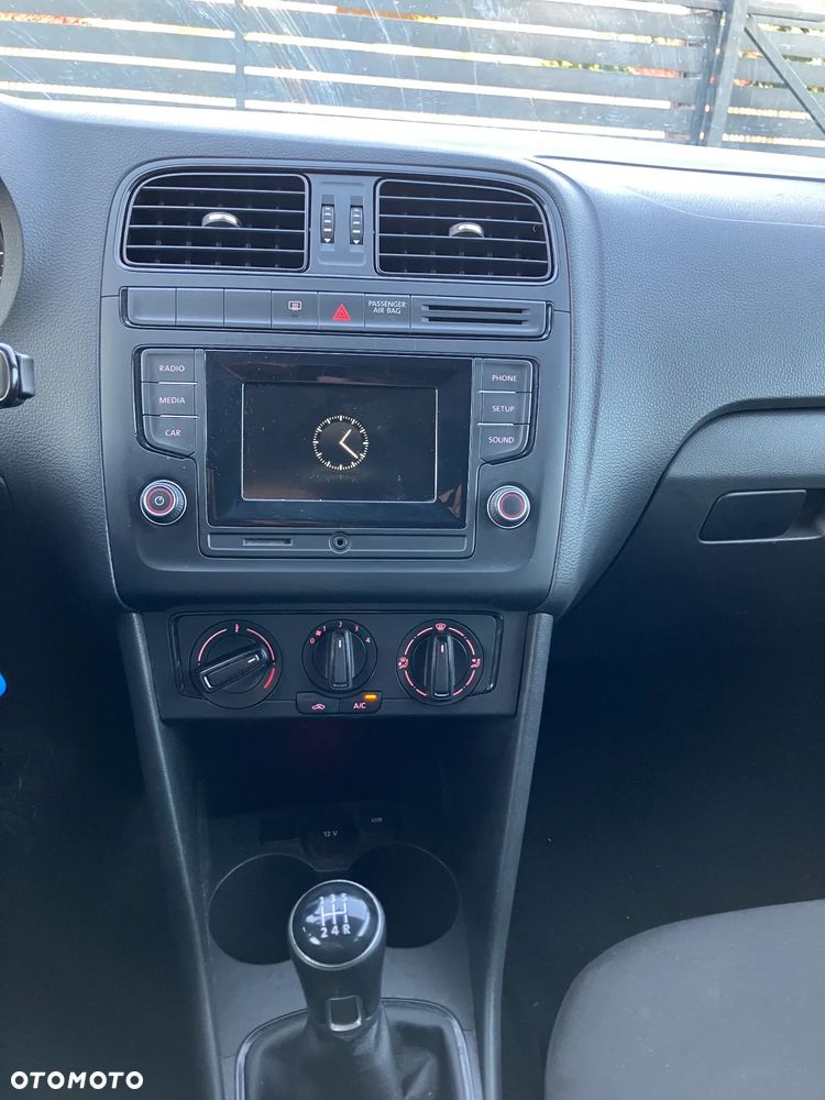 Volkswagen Polo 1.0 Comfortline - 15