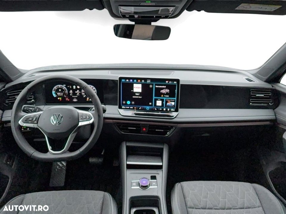 Volkswagen Tiguan - 5