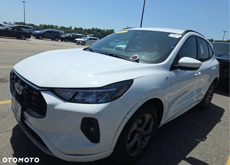Ford Kuga 2.5 Duratec FHEV 4x4 ST-LINE - 2