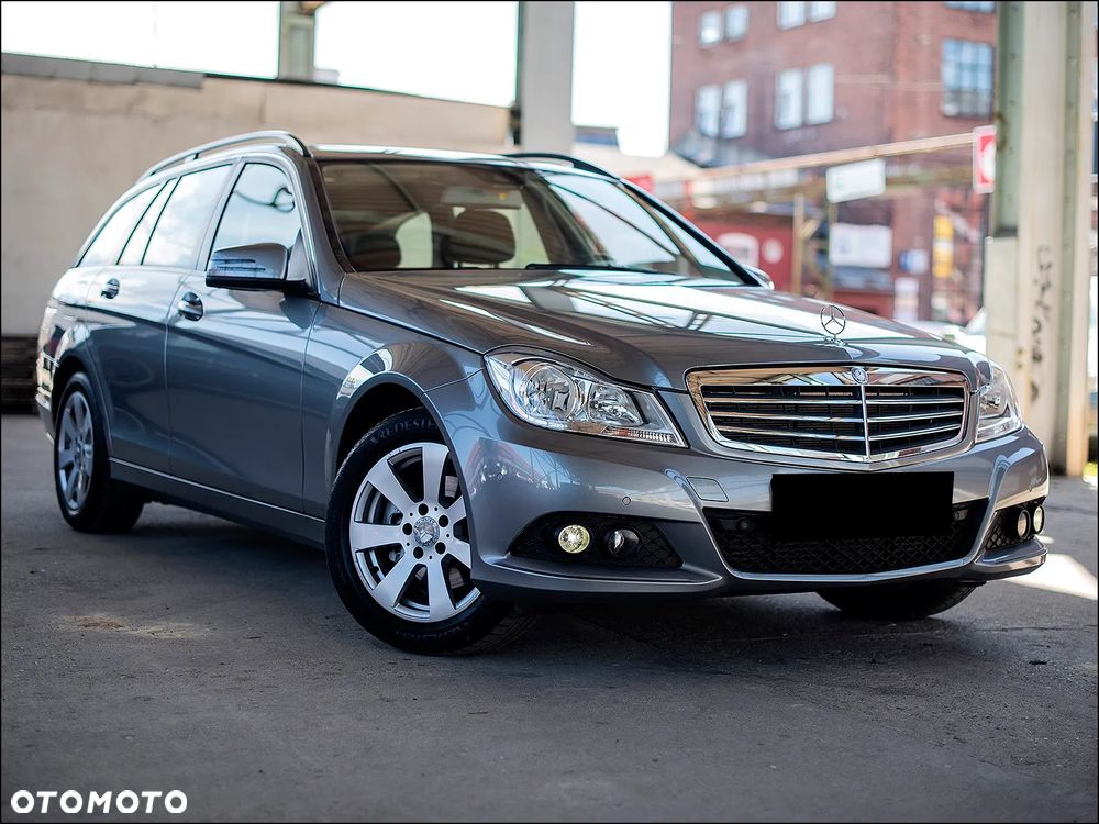 Mercedes-Benz Klasa C 180 (BlueEFFICIENCY) Elegance - 1