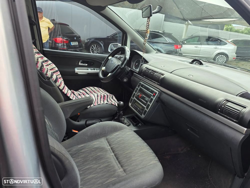 Ford Galaxy - 8