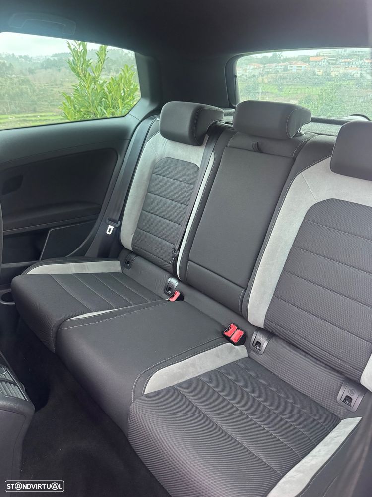 VW Golf 2.0 TSi R - 8