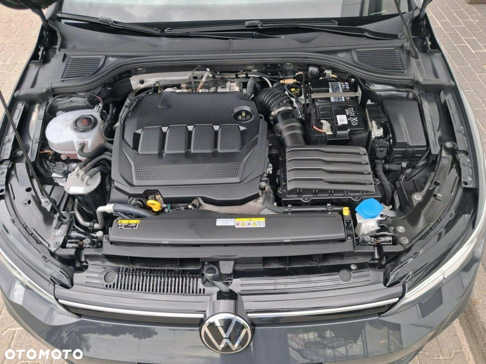 Volkswagen Golf - 24