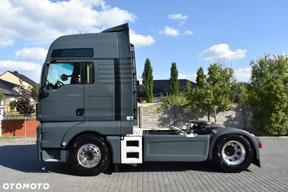 MAN TGX 18.510 // FULL LED  // 6X NOWE OPONY // NAVI // RETARDER // ALUFELFI ALCOA // ZABUDOWY MIĘDZYOSIOWE // SUBOFER // KLIMA POSTOJOWA // XENON // MAXX // - 4