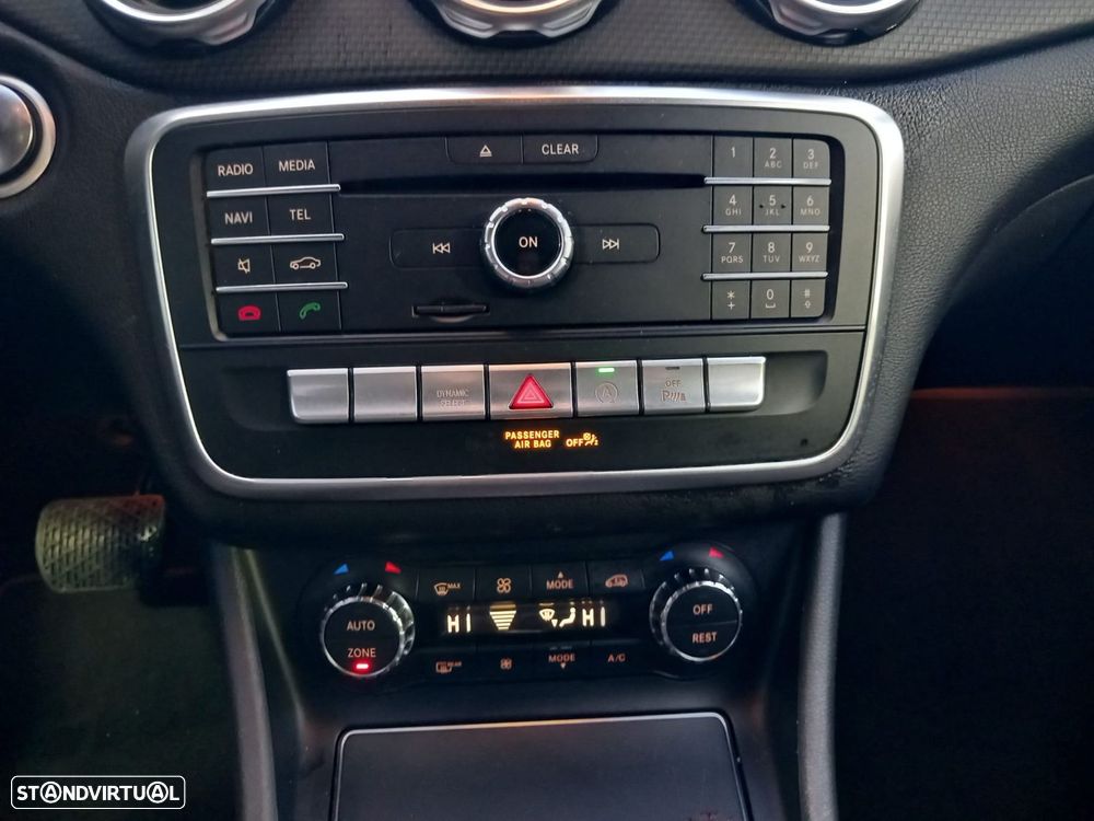 Mercedes-Benz GLA 180 CDI Urban Aut. - 16