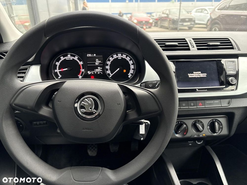 Skoda Fabia 1.0 Ambition - 13