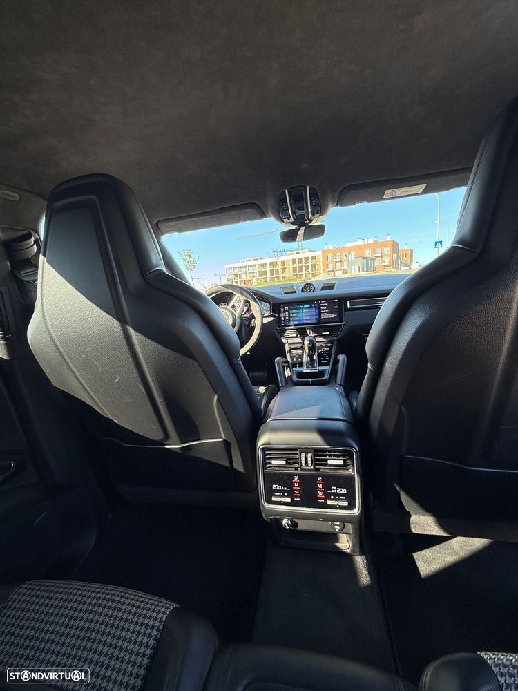 Porsche Cayenne Coupé - 26