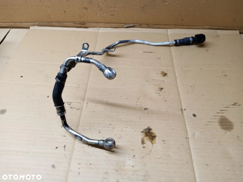 Przewód rurka chłodzenia turbiny BMW M5 G30 F90 4.4 V8 8092599 - 1