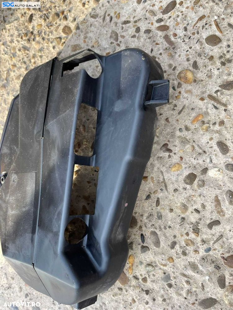 Capac Plastic Distributie Motor Dacia Lodgy 1.5 DCI 2012 - 2024 Cod 135630596R 135630596 [C4669] - 2