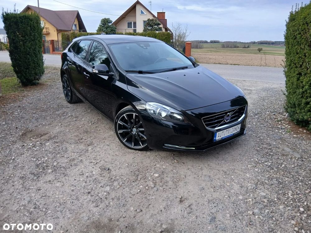 Volvo V40 D2 - 1
