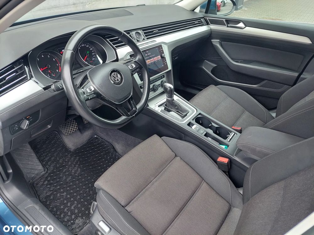 Volkswagen Passat 1.8 TSI BMT Comfortline DSG - 10